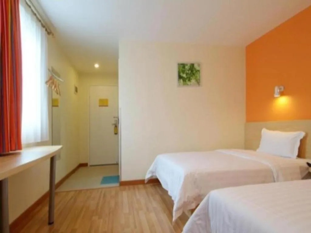 7 Days Inn Shangqiu Xiayi Kongzu Avenue 2*,  Kína